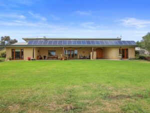 66 McSweens Road, Port Fairy  Vic  3284